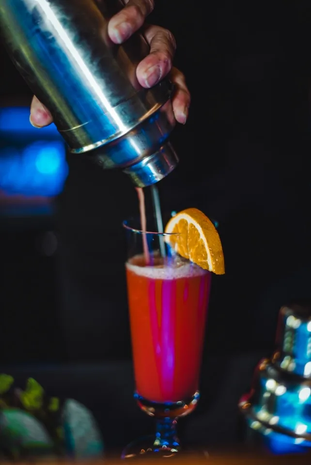 Die Bankk Music Bar: Wildhaus' pulsierendes Herz aus Musik, Drinks und gelebter Gastfreundschaft