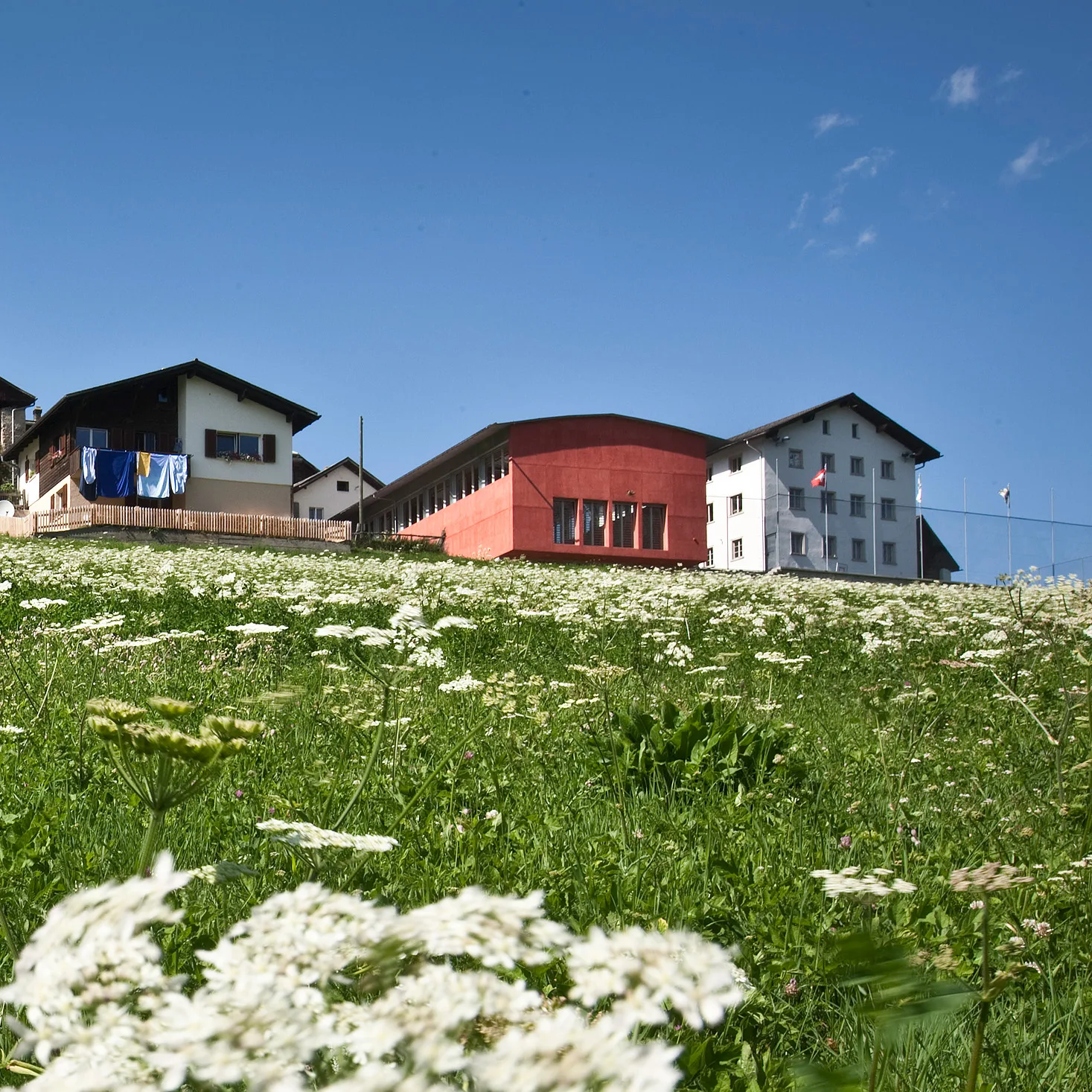 Zwischen Dorfplatz und Weltbühne: Ein Haus mit Geschichte