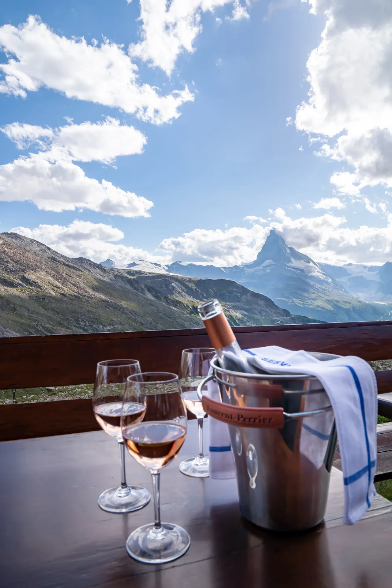 Wo die Gipfel näher rücken: Das Bergrestaurant Fluhalp über Zermatt