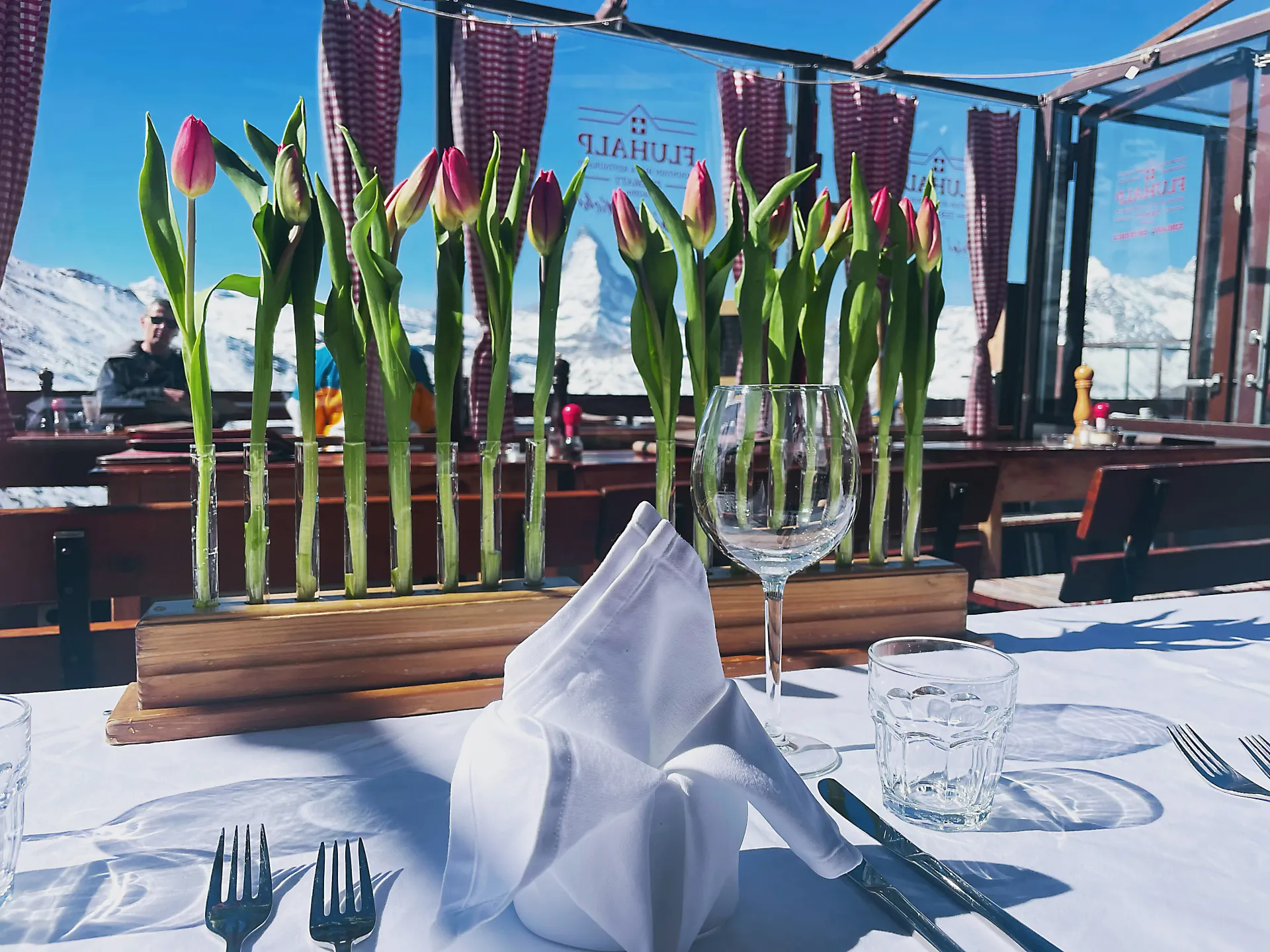 Wo die Gipfel näher rücken: Das Bergrestaurant Fluhalp über Zermatt