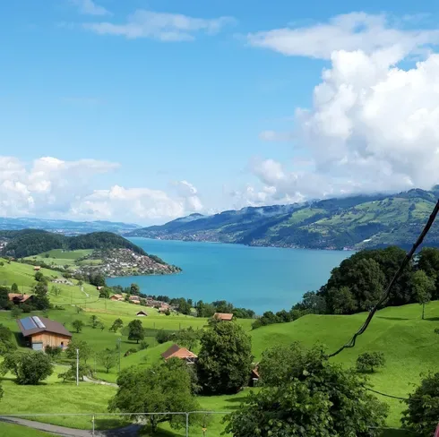 Ein Haus mit Weitblick: Gastlichkeit über dem Thunersee